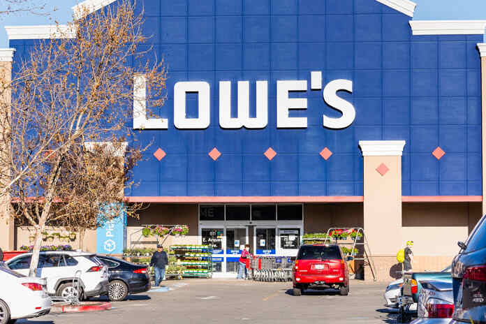 Lowe’s Stock Drops After Citi Downgrade