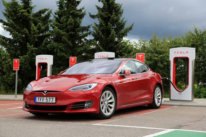 MUSK EXPECTS INFLATION TO DECLINE, CITING TESLA̵...