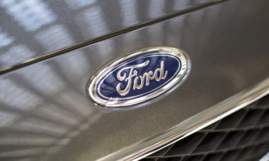 Ford Stock Drops More Than 4% As Supply Costs to Jum...