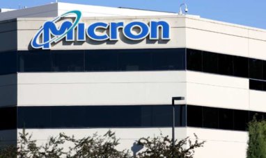 Micron Stock Drops as Experiences More Weakness in Q4