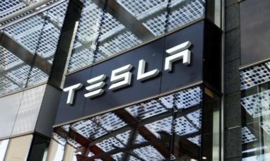 Tesla Stock Falls as Q3 Revenue Falls Short of Expec...