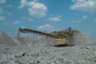 Arena Minerals Drills High Grade Discovery Hole at Sal De La Puna Project: 641 Mg/L Lithium Over 255 Metres
