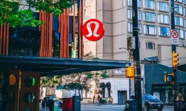 Lululemon (Lulu Stock) Fell Due to a Muted Holiday S...