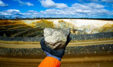World’s Top EV Producer Faces Higher Lithium Prices ...