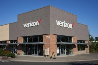 Verizon Stock Declined. Will Verizon’s Consumer Subs Increase in the Fourth Quarter of a Dismal 2022?