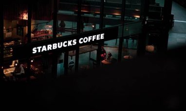Starbucks Stock Dips on Q1 Earnings Miss