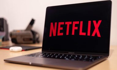 Netflix Stock Rises on Oppenheimer’s Sales Hope