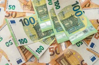 Euro Hits Five-Month High Against Dollar Amidst Fed Rate Cut Signals