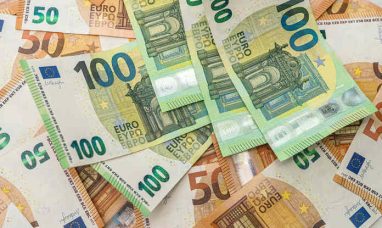 Euro Hits Five-Month High Against Dollar Amidst Fed ...