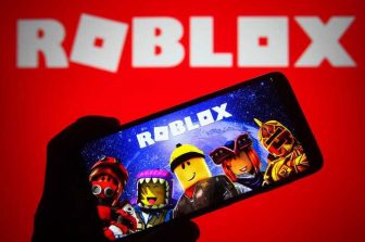 Roblox Projects Strong 2024 Bookings Amid Holiday Boost in In-Game Spending