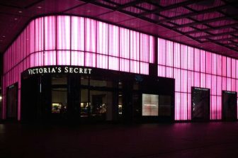Victoria’s Secret Stock Declines as Sales Forecast Dips 