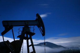 Big Oil Thrives Under Biden Despite Regulatory Challenges