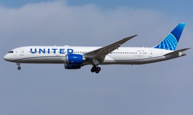 United Airlines Cuts 2024 Hiring Plans Amid Boeing D...