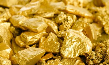 P2 Gold Announces Upsizing and Closing of First Tranche of Financing, Debt Settlement and Option Grant