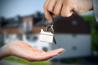 Best Monthly Dividend Stocks Compared