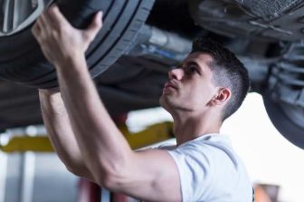 Distracted Driving Awareness Month: Mercury Insurance Offers Driving Tips That Could Save Lives