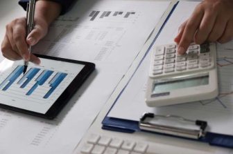 Top Forever Dividend Stocks 2025