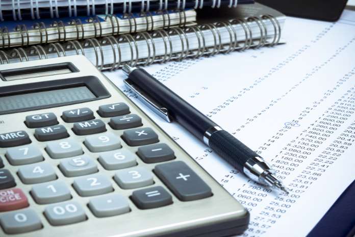 0408e8d4026a28591a31bd0bd2e00226 2 Top 3 Cheap Dividend Stocks