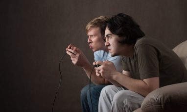 Immutable and AlwaysGeeky Games Launch New Partnership to Bring Immutable Play Rewards to Voxie Tactics