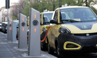 GAC launches AION V in Greece