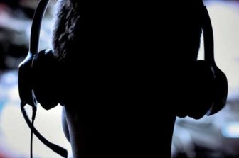 Aura AI Assistant for Unreal Engine Launches: VR Studio Ships Game in Half the Time with New Agent Capabilities