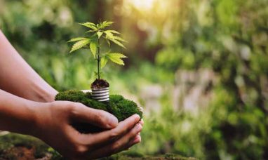 StickIt Amends Terms of Share Consolidation and Private Placement and Announces Record Date of Share Consolidatio...