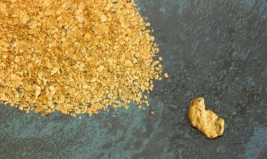 CHAMPION IRON COMPLETES THE ACQUISITION OF RANA GRUBER