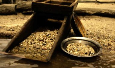 Getchell Gold Corp. Advised of Complaint Filed Regar...