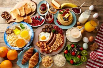 /C O R R E C T I O N — National Restaurant Association/
