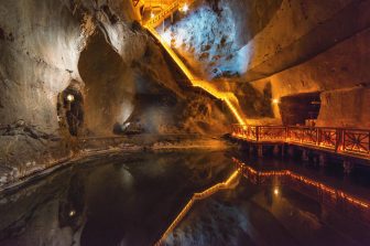West Red Lake Gold Reports 176.04 g/t Au over 5.3m, 128.32 g/t Au over 4.5m and 35.72 g/t Au over 13.35m from Austin 955 and 904 Complexes